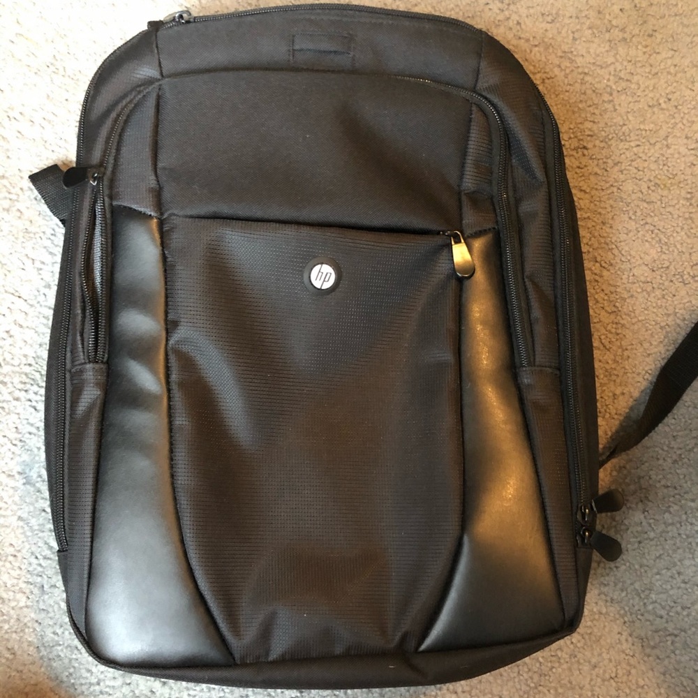 HP Essential Backpack - Picture 2 of 3